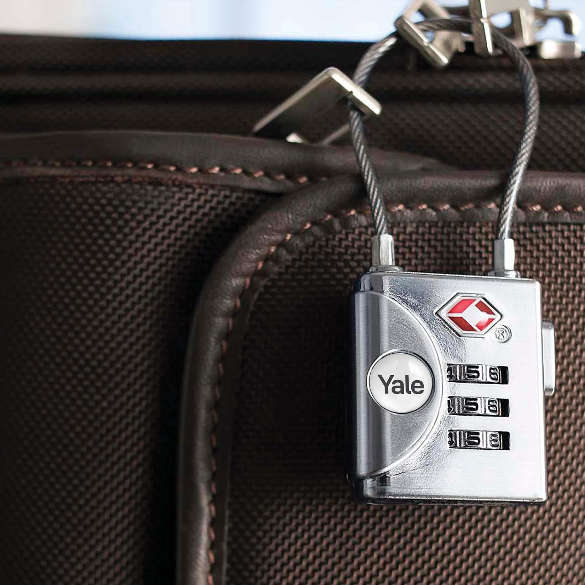 yale-ytp3-32-350-1-cadenas-tsa-code-32-mm-anse-c-ble-souple-gris image 4