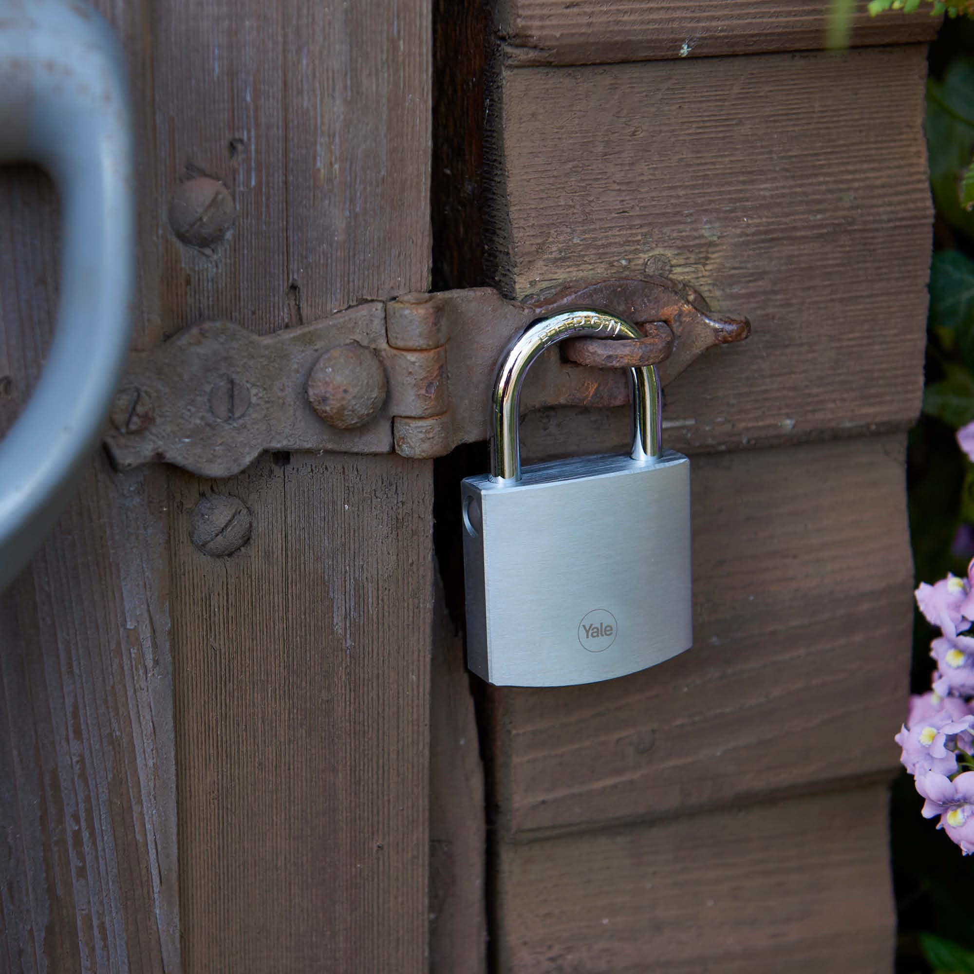 yale-y120db-50-127-1-cadenas-haute-s-curit-laiton-50-mm image 2