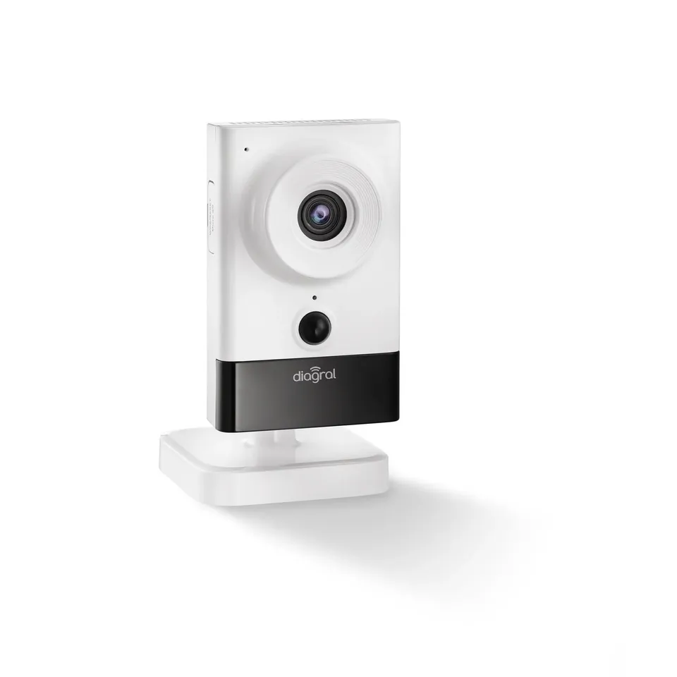 diagral-e-one-cam-ra-int-rieure-fixe-1080p-avec-vision-nocturne image 1