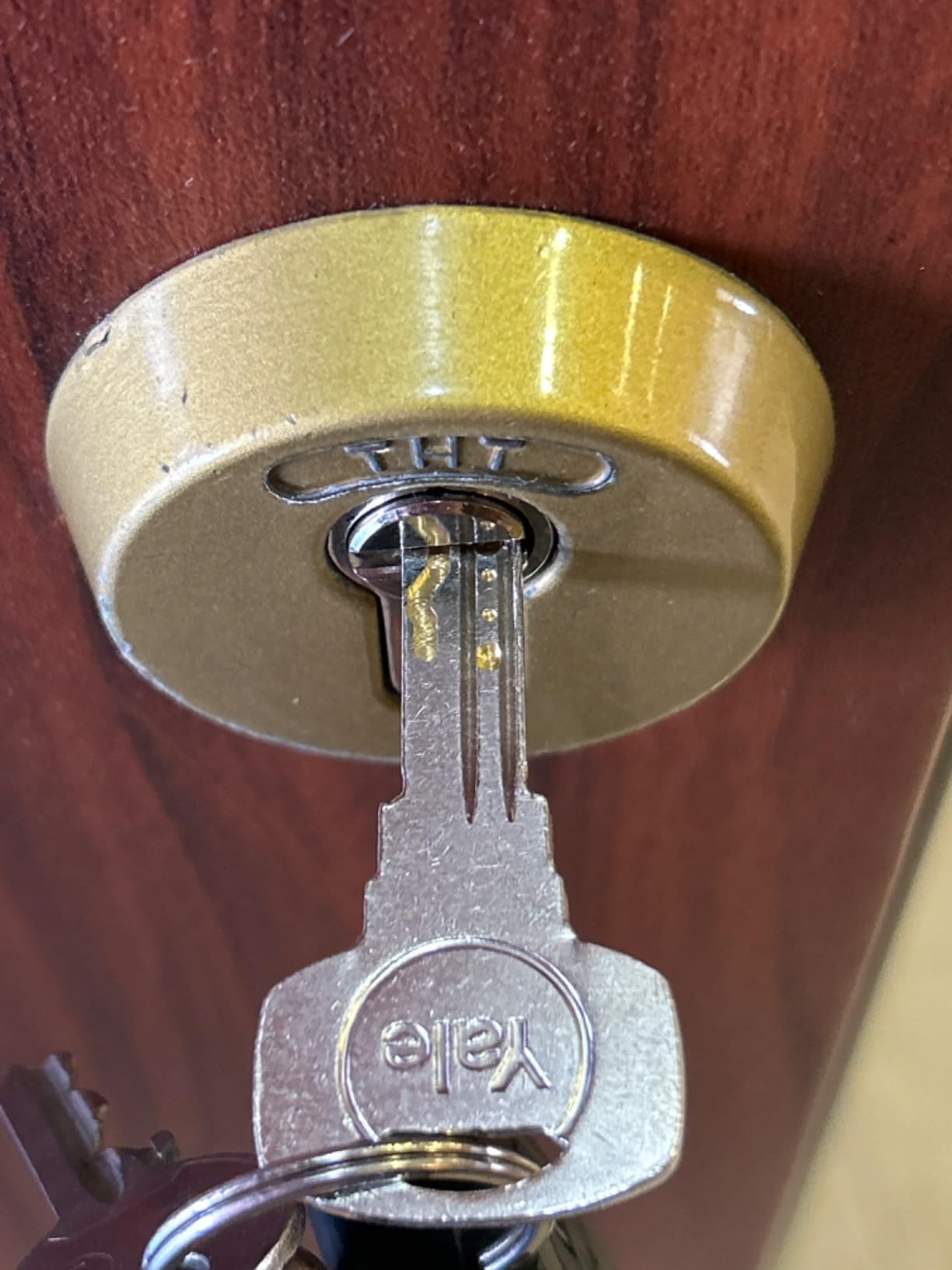 Bien pour porte secondaire