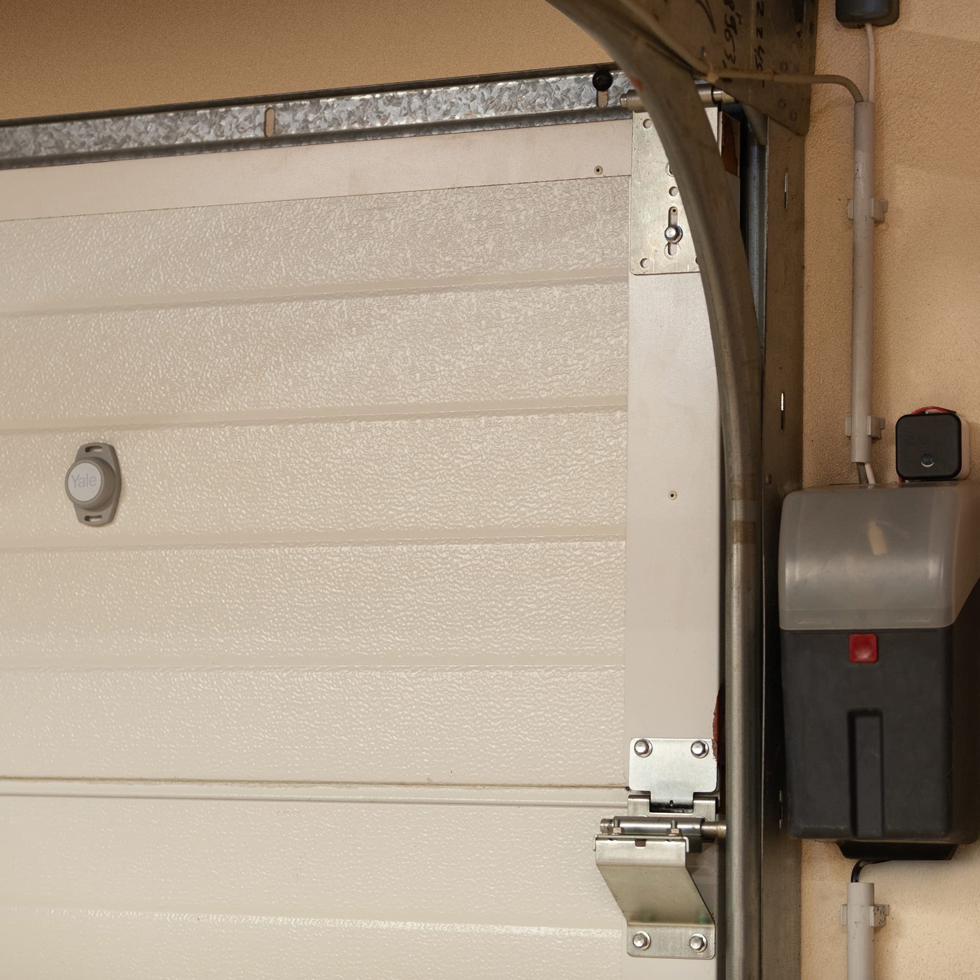 yale-05-102320-bw-d-tecteur-d-ouverture-gris-pour-porte-de-garage-et-portail-con image 2